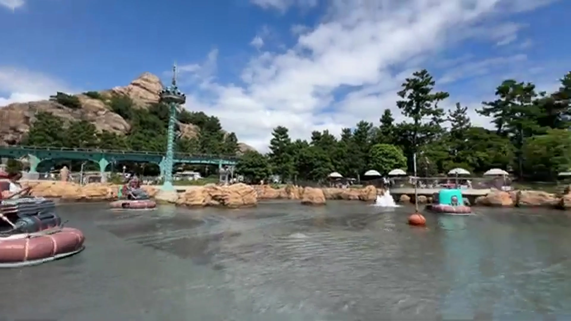 'Video thumbnail for A Wet Ride On Aquatopia at Tokyo DisneySea'