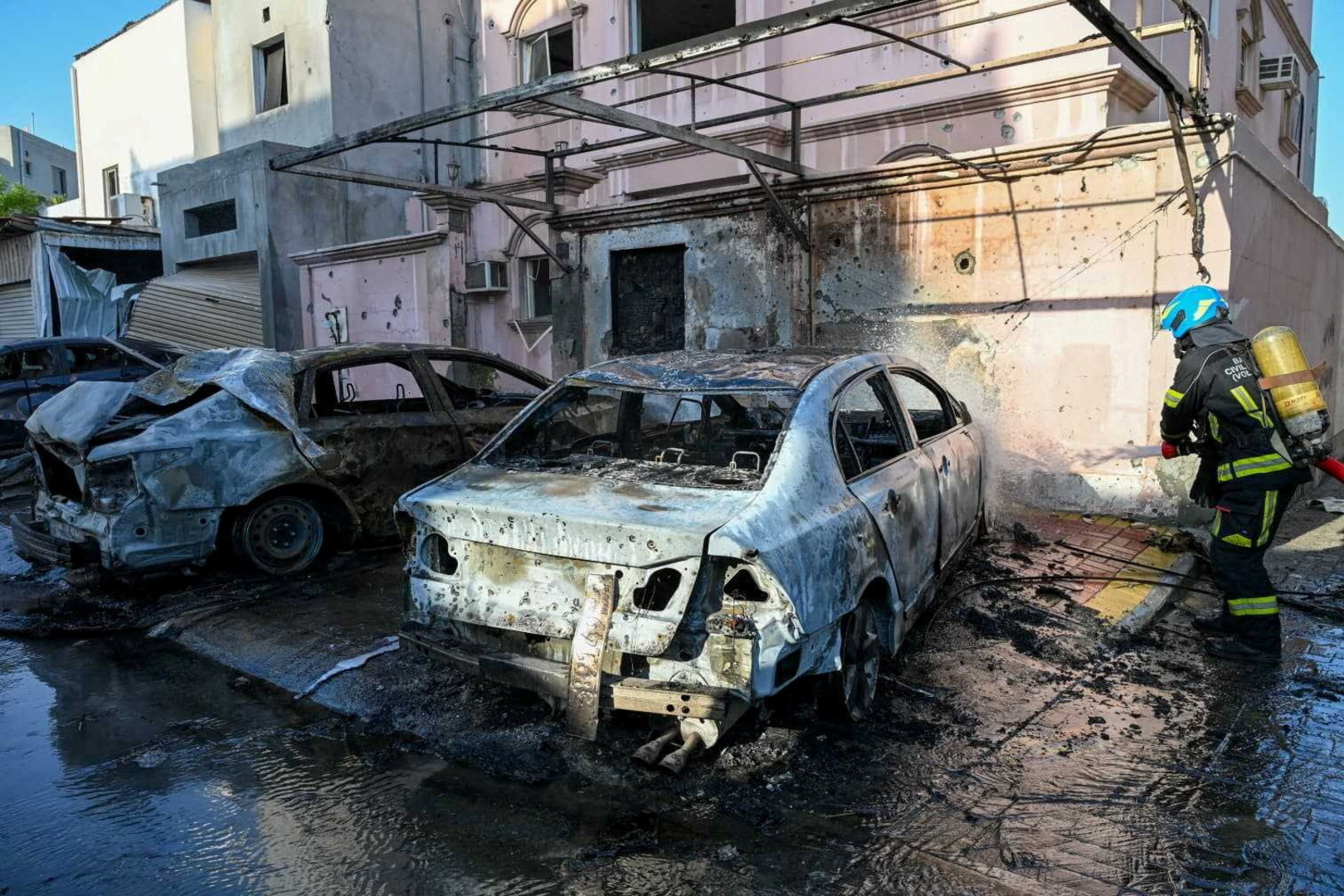 Video thumbnail for Video shows aftermath of Iranian attack in Bahrain
