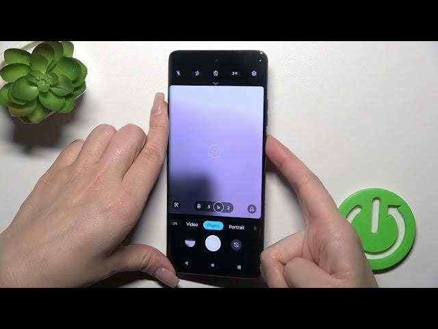Video thumbnail for How to Activate Quick Launch on MOTOROLA Edge 40 Neo - Double Tap Power Key