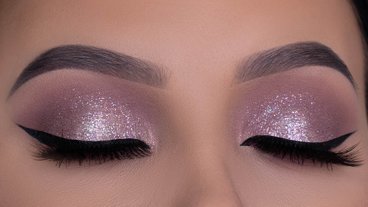 Video thumbnail for Soft Wearable Purple Glitter Eye Makeup Tutorial | Purple Holiday Makeup