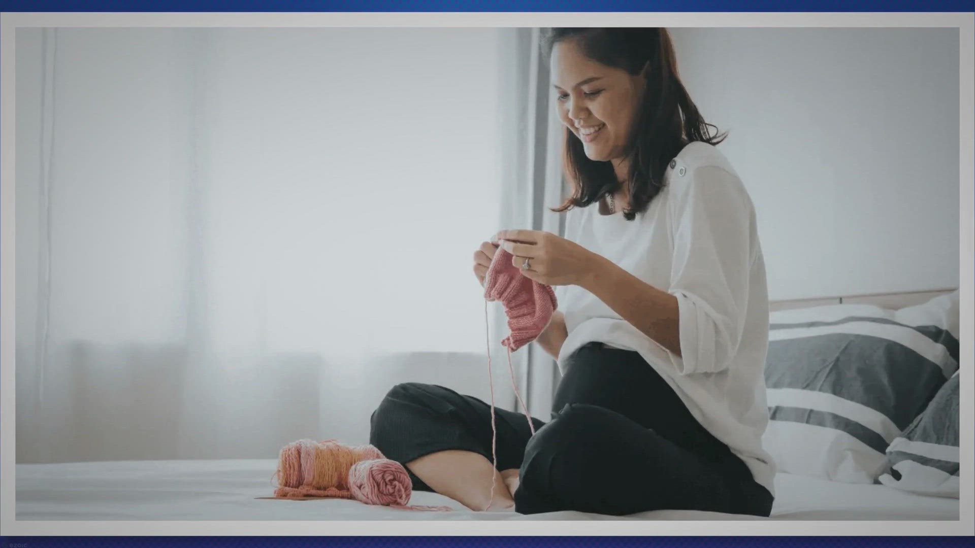 'Video thumbnail for Everything You Need to Know About Knitted Baby Clothes for Photography'