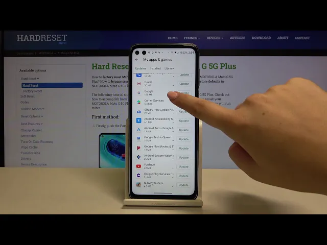 Video thumbnail for How to Update Apps on MOTOROLA Moto G 5G Plus – Download Latest App Version