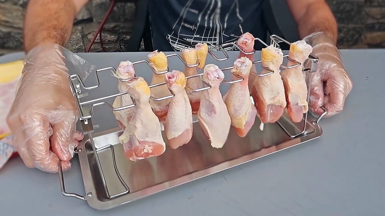 Video thumbnail for 5 More Weird Kitchen Gadgets #95