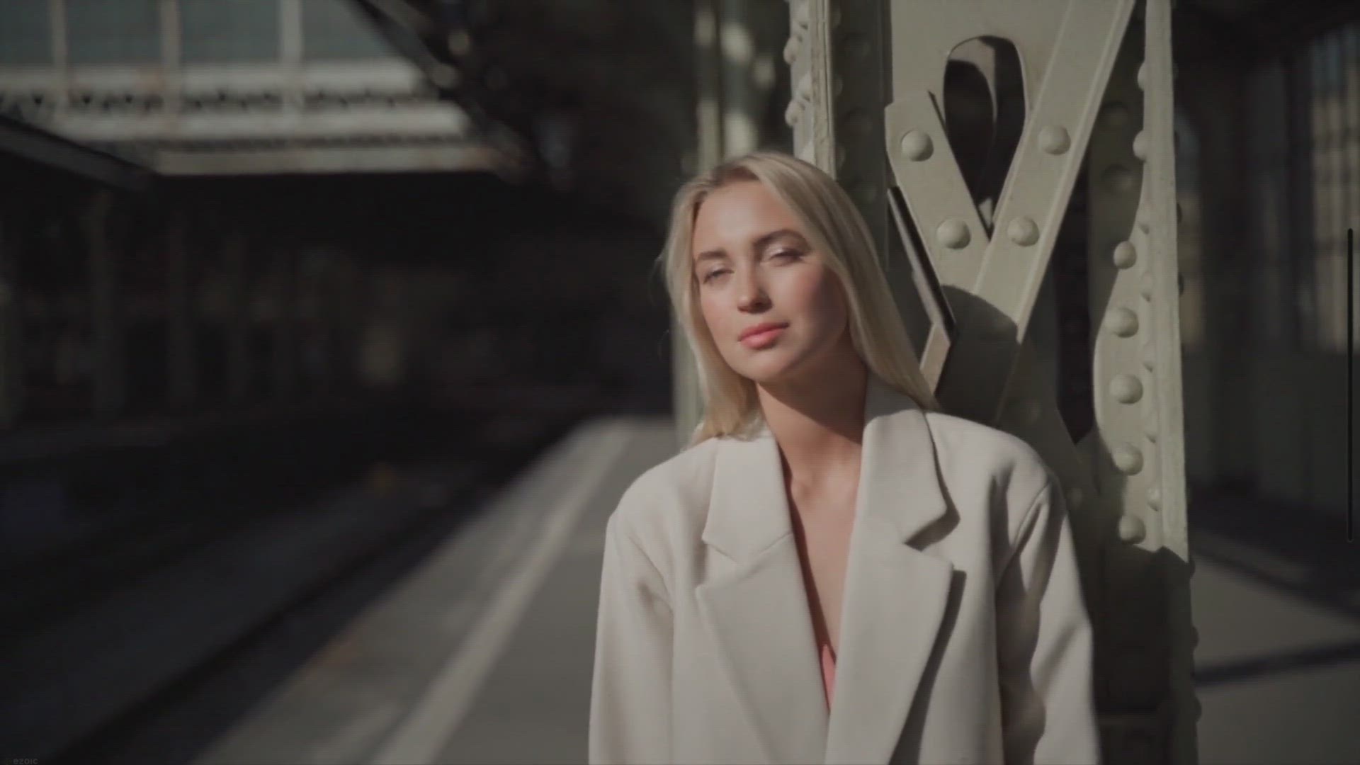 Video thumbnail for Chic on a Dime: How to Look Expensive Without Breaking the Bank