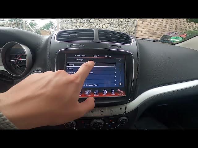 Video thumbnail for How to Set Light or Dark Mode in Radio Display in Fiat Freemont ( 2011 – 2016 )  - Display Mode