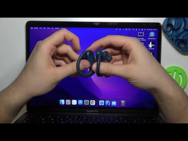 Video thumbnail for How to Connect JBL Endurance Peak II with MacBook- Pair/Get Connection