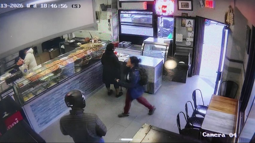 Video thumbnail for Bed-Stuy woman hit in the face with a shoe, chased for blocks while walking home