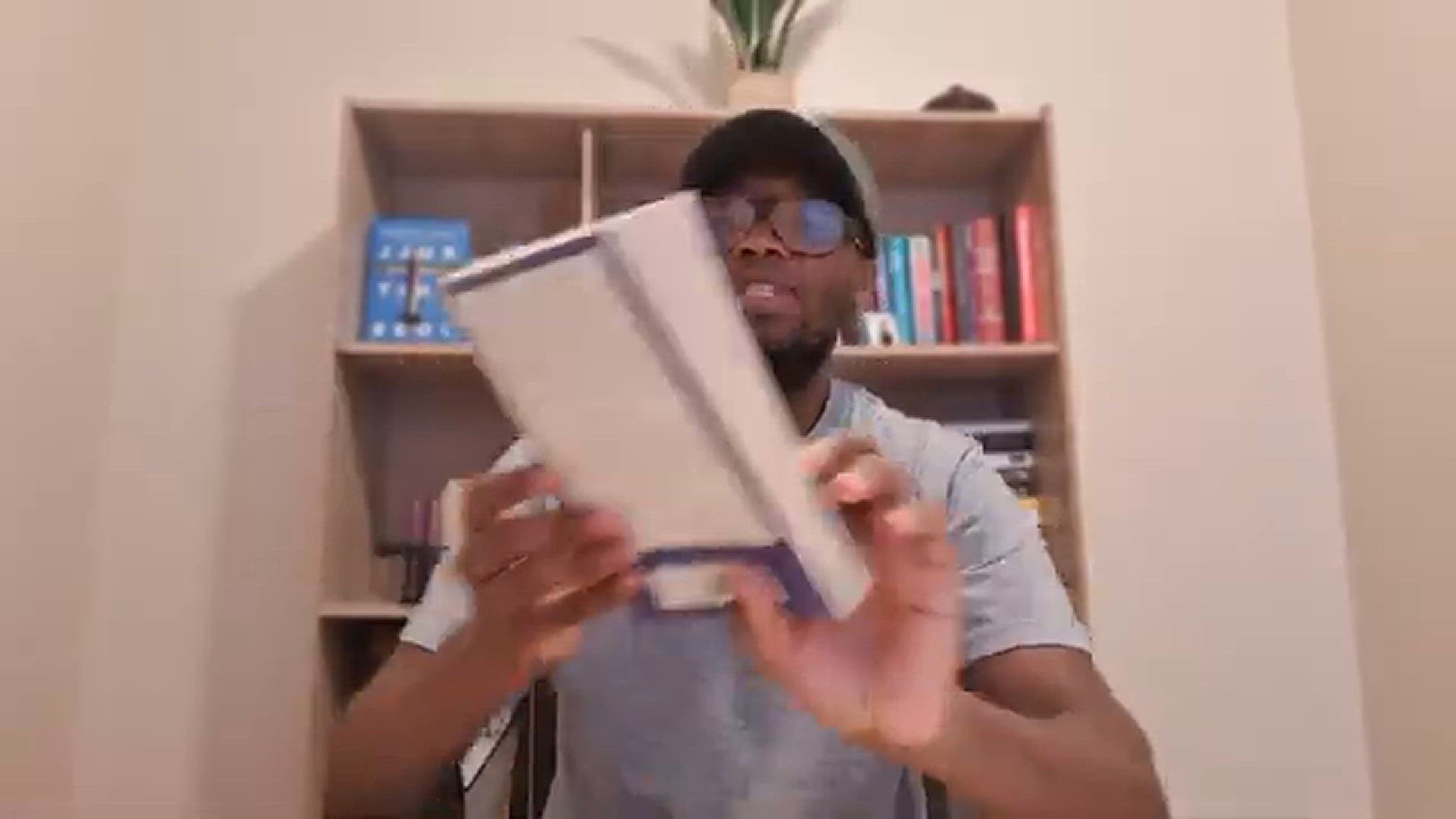 Video thumbnail for Book Review_ Who Says Elephants Can't Dance_ - Louis V. Gerstner