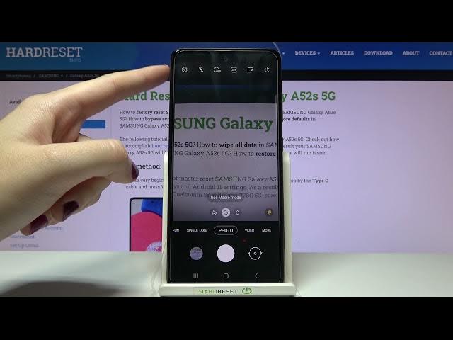 Video thumbnail for SAMSUNG Galaxy A52s 5G – Take Burst Shot / A Lot Of Pictures At Once