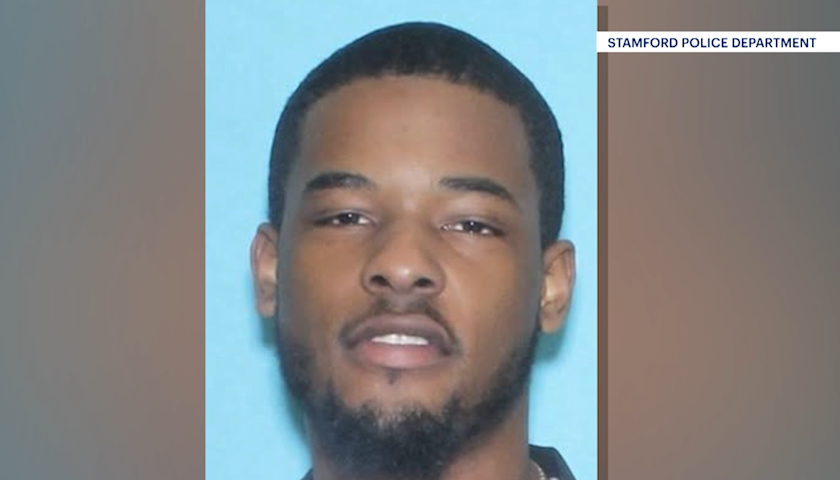 Video thumbnail for Wanted Stamford man remains on the run after fleeing officers and triggering police standoff