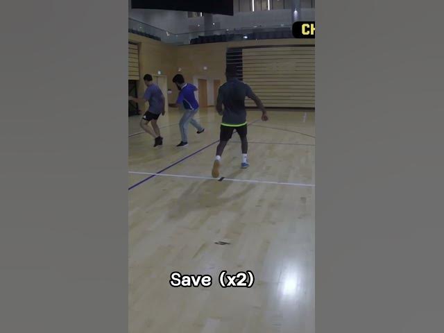 Video thumbnail for Man went all prime David De Gea mode #degea #save #triplesave #goalkeeper #goalkeepersaves  #futsal