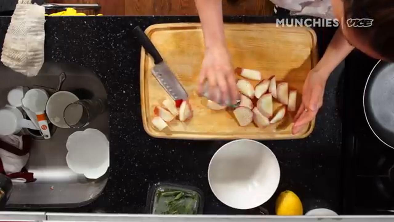 Video thumbnail for How to Make Mozzarella When You Don’t Have the Proper Tools