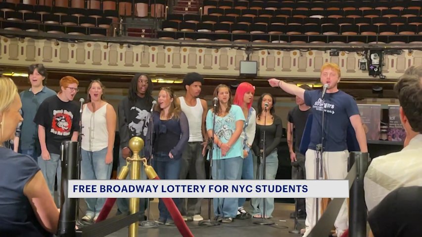 Video thumbnail for Free Broadway lottery opens for NYC students