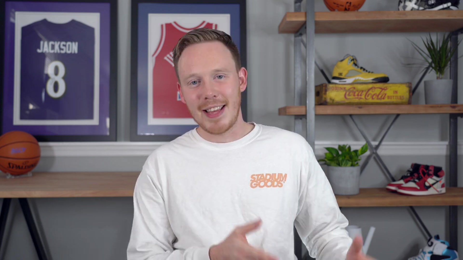 Video thumbnail for New OFF-WHITE Nike Dunks _ Supreme is Worth _2 Billion__ WEEKLY HEAT(720P_HD)