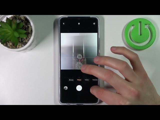 Video thumbnail for How to Turn On Camera Grid Lines on VIVO Y01 - Use Camera Framing Lines to Straighten Up Photos