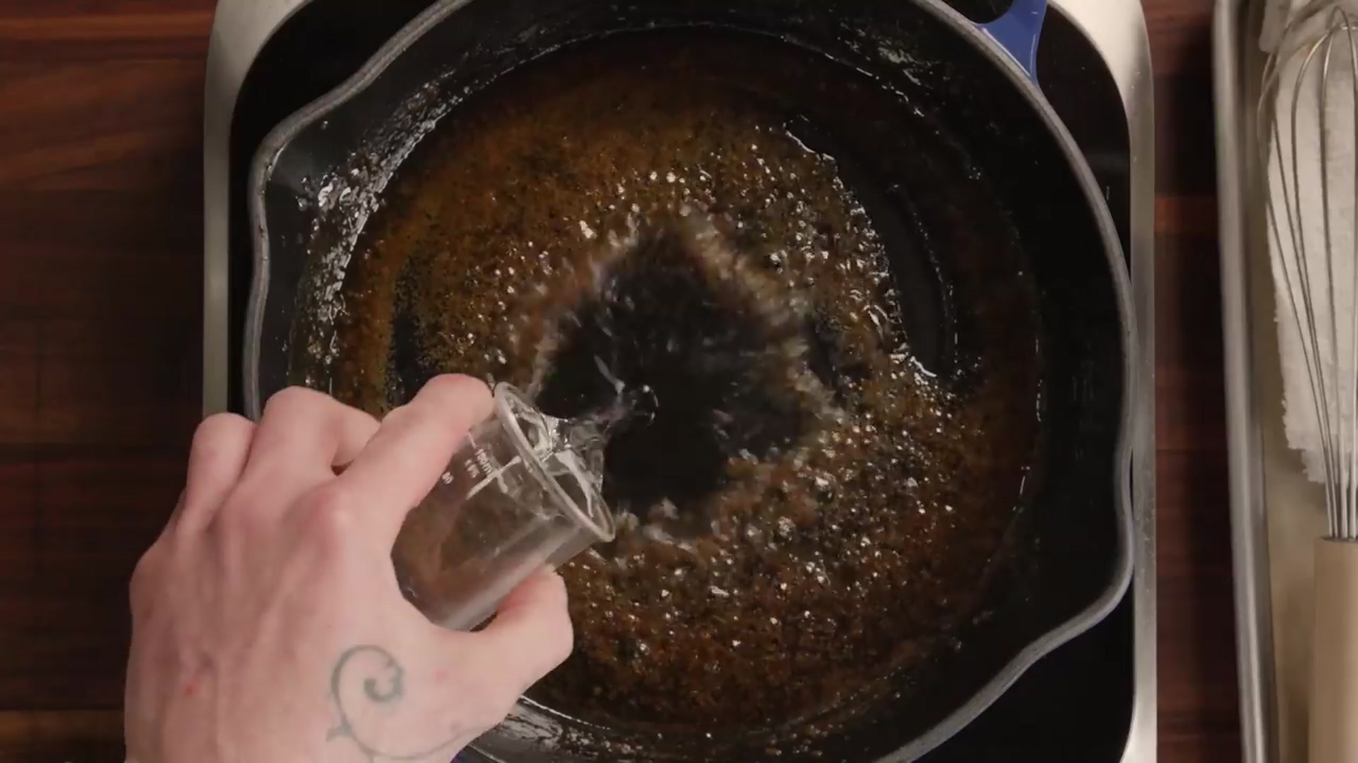 Video thumbnail for How to Fix a Broken Pan Sauce or Gravy(720P_HD)