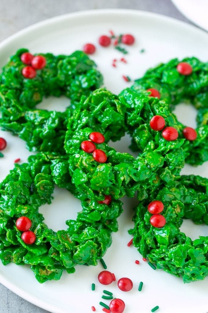 'Video thumbnail for Easy Christmas Wreath Cookies Recipe'