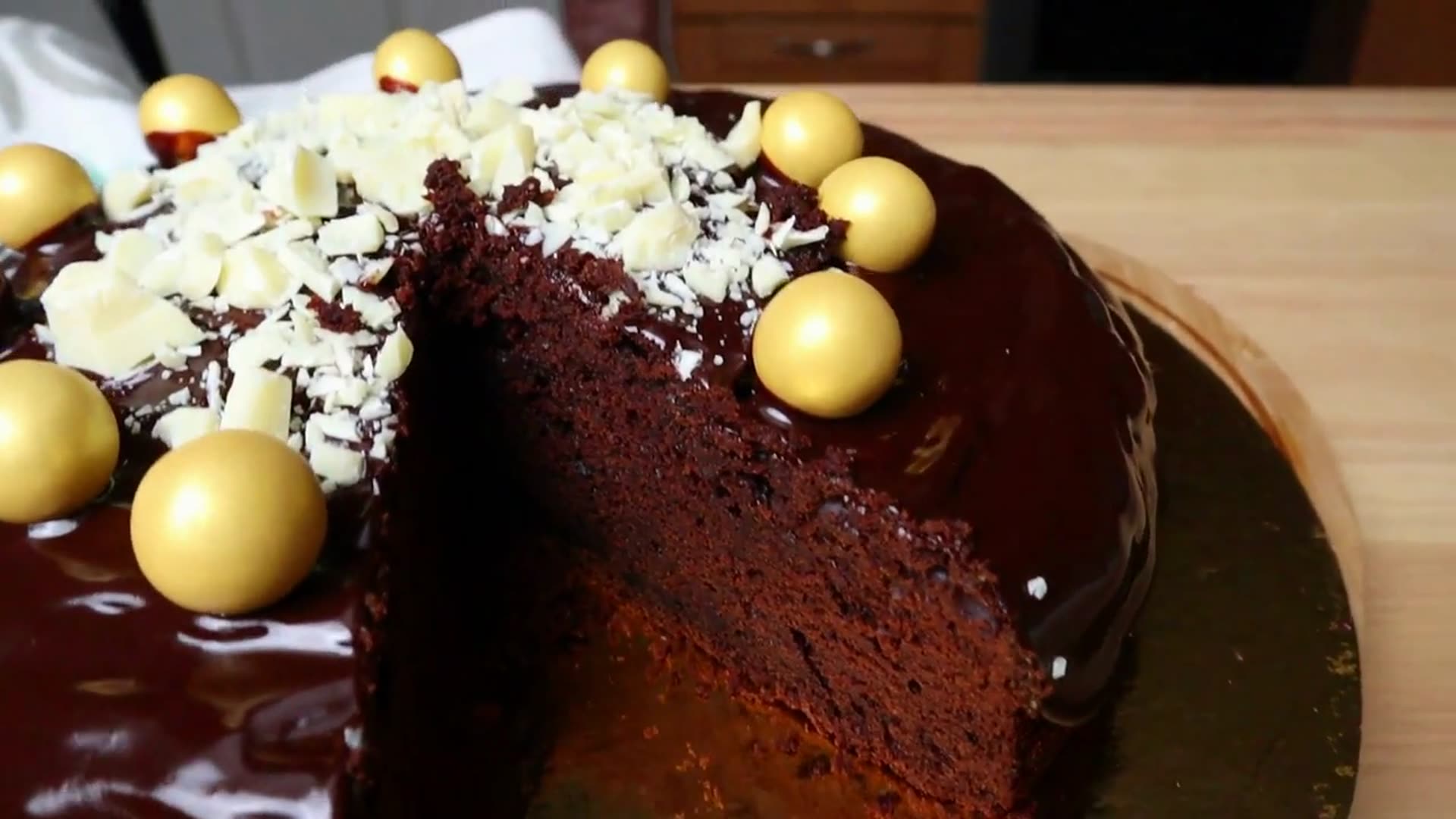 Video thumbnail for Easy Chocolate Cake Recipe - Chocolate Cake