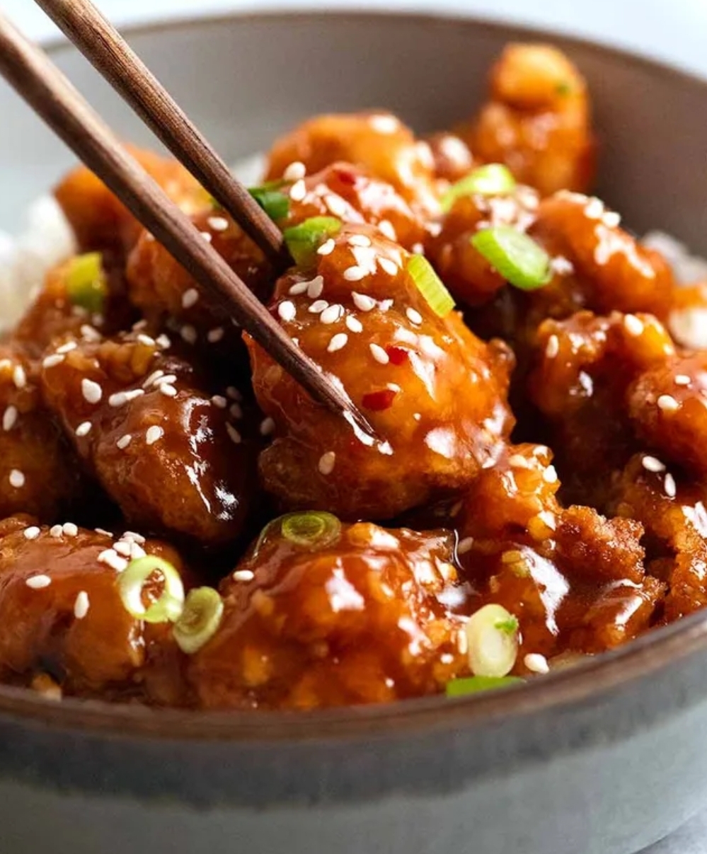 'Video thumbnail for General Tso’s Chicken Recipe '