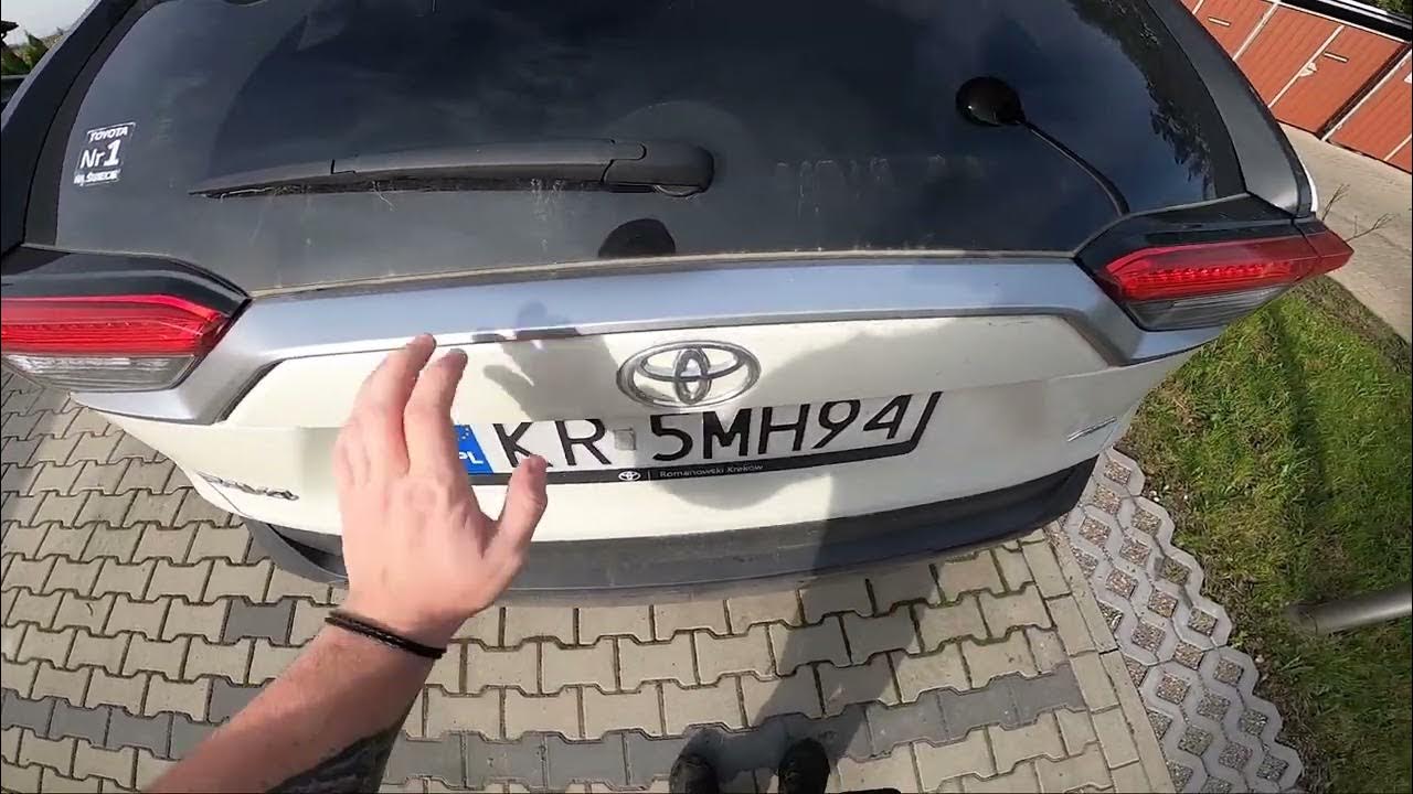 Video thumbnail for How to Open Tailgate Using Kick Gesture in Toyota RAV 4 V gen ( 2018 - now )