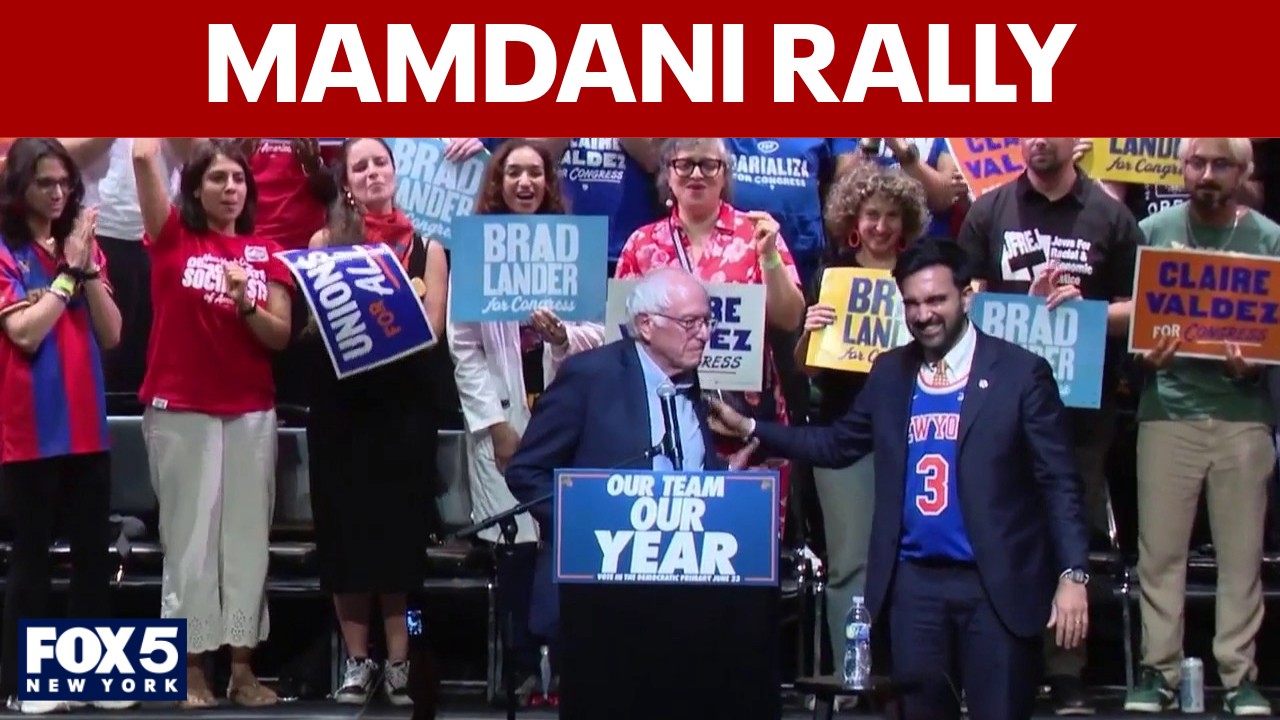 Video thumbnail for Mamdani, Sanders rally supporters ahead of NY primary