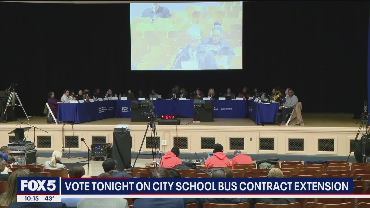 Video thumbnail for NYC expected to decide tonight on school bus deal that could impact thousands of families