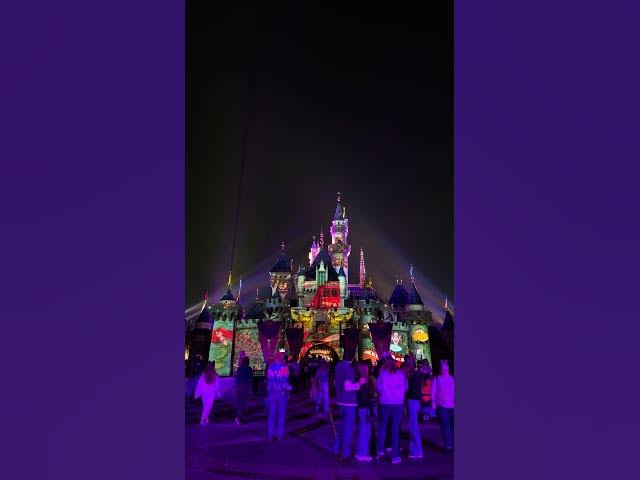 Video thumbnail for Castle Moment at Disneyland After Dark: 70 Years of Favorites