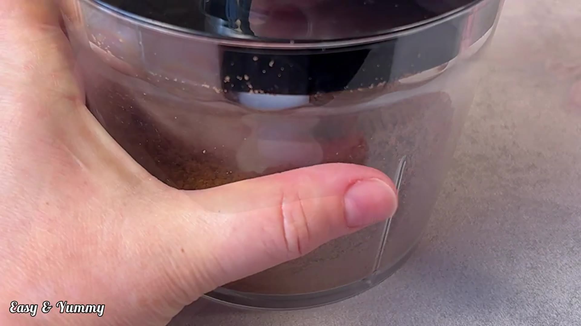 Video thumbnail for No-Bake Mini Ferrero Rocher Cheesecakes. No gelatine, no added eggs. Easy & Yummy (720p 60fps)