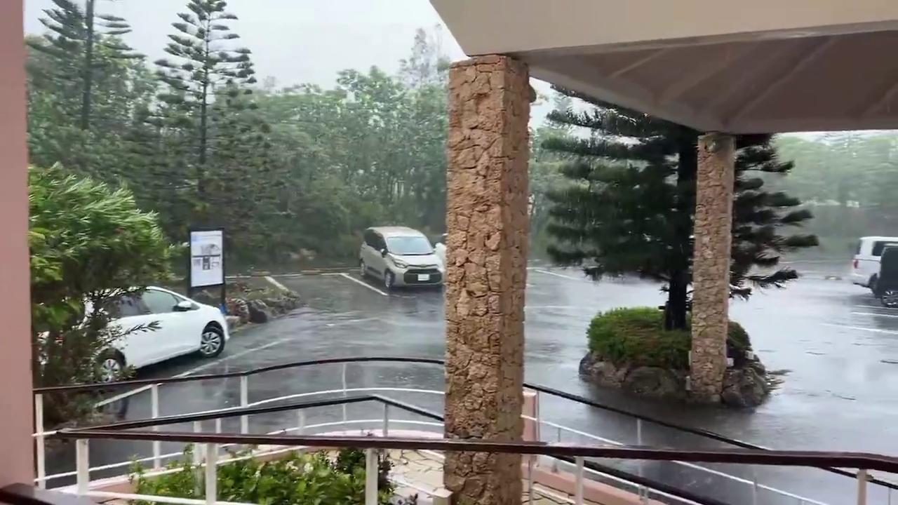 Video thumbnail for Japan: Typhoon Dolphin Brings Strong Winds and Heavy Rain to Amami and Okinawa 4.