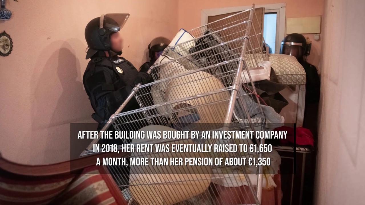 Video thumbnail for Thousands Protest in Spain After 87-Year-Old Woman Evicted From Madrid Home.