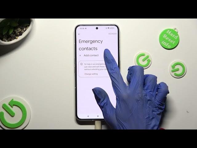 Video thumbnail for How to Add an Emergency Phone Number & Contact on a NOTHING Phone (2)