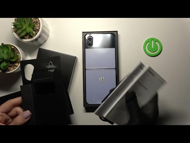 Video thumbnail for Samsung Galaxy Z Flip4 - Does it Come with Earbuds