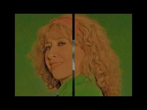 Video thumbnail for Alegría: Kobra Susana's romantic Waltz Song