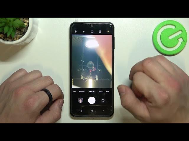Video thumbnail for Samsung Galaxy F23 - How To Take Selfie Using Palm Gesture