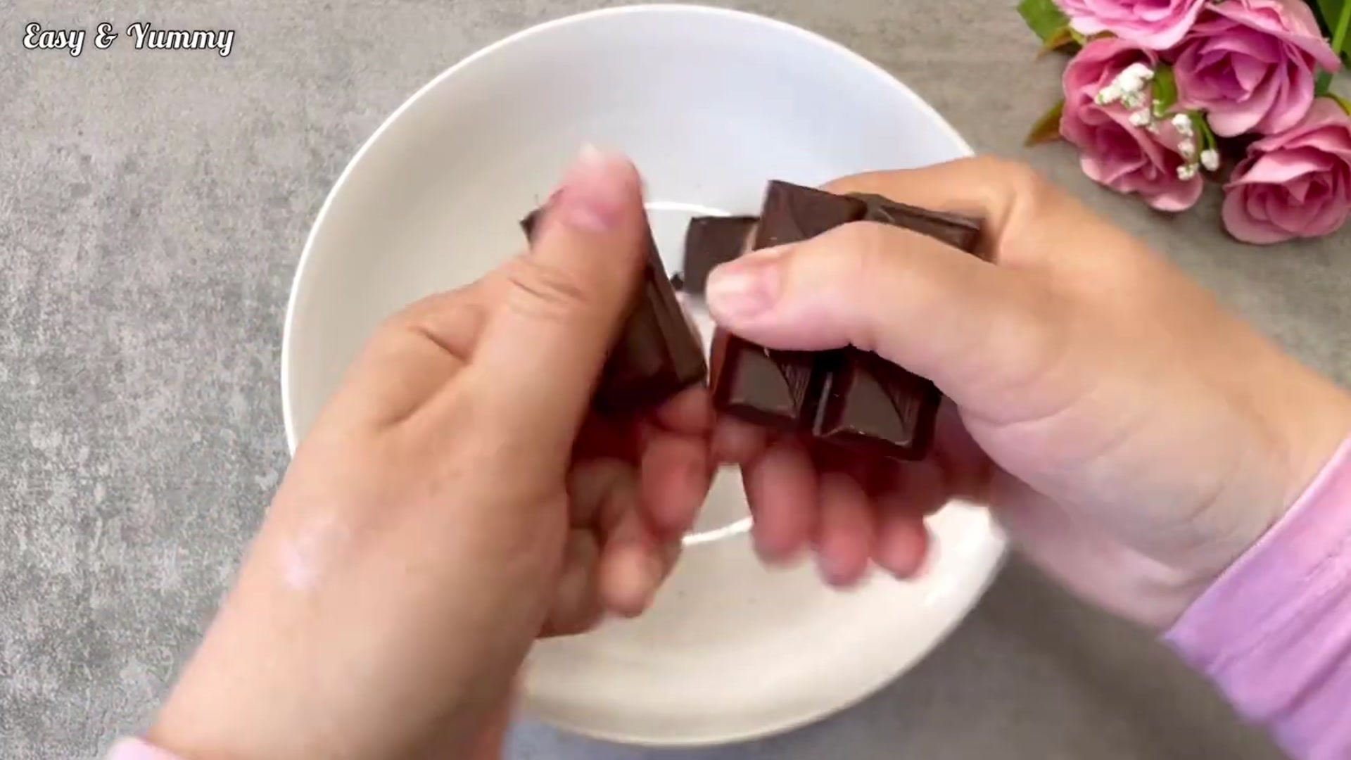 Video thumbnail for Snickers Dessert Cups - No Bake Dessert. Very Easy and Yummy! (720p 30fps)