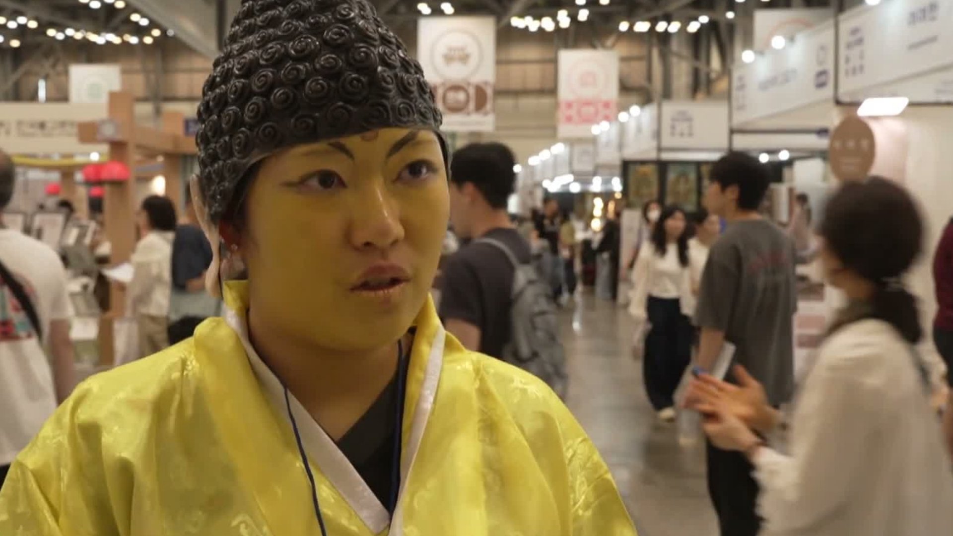 Video thumbnail for South Korea Buddhism exposition: South Korean Gen Z fights burnout with religion
