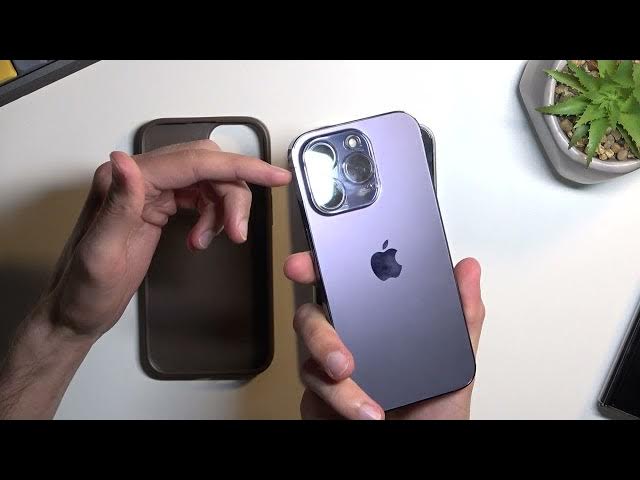 Video thumbnail for GUESS Case for Apple iPhone 14 - Stylish Protective Case from Guess