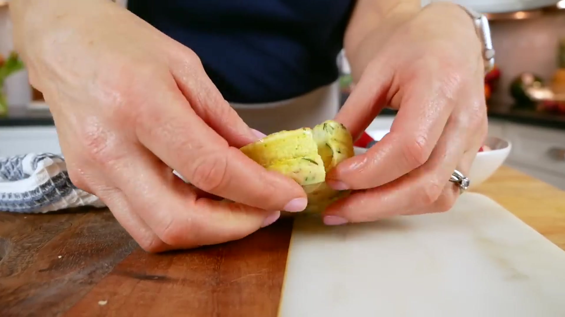 Video thumbnail for COTTAGE CHEESE EGG BITES _ Healthy_ Protein-Rich Breakfast (Better Than Starbucks_)(720P_HD)