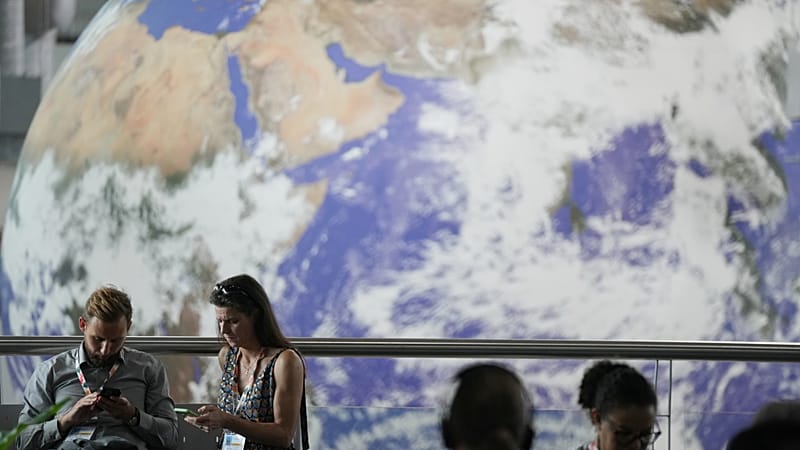 Video thumbnail for Climate Action tracker shows world is not on target to limit global warming to 1.5C