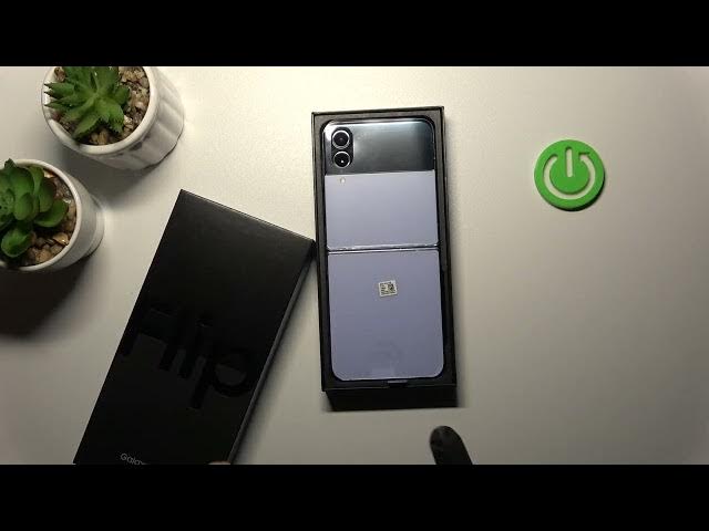 Video thumbnail for Samsung Galaxy Z Flip4 - Does it Come with Case