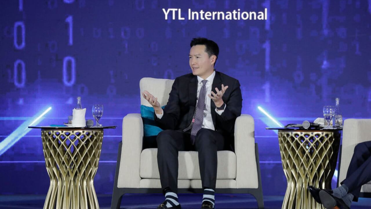 Video thumbnail for Growing AI demand creates a dilemma for green energy transition