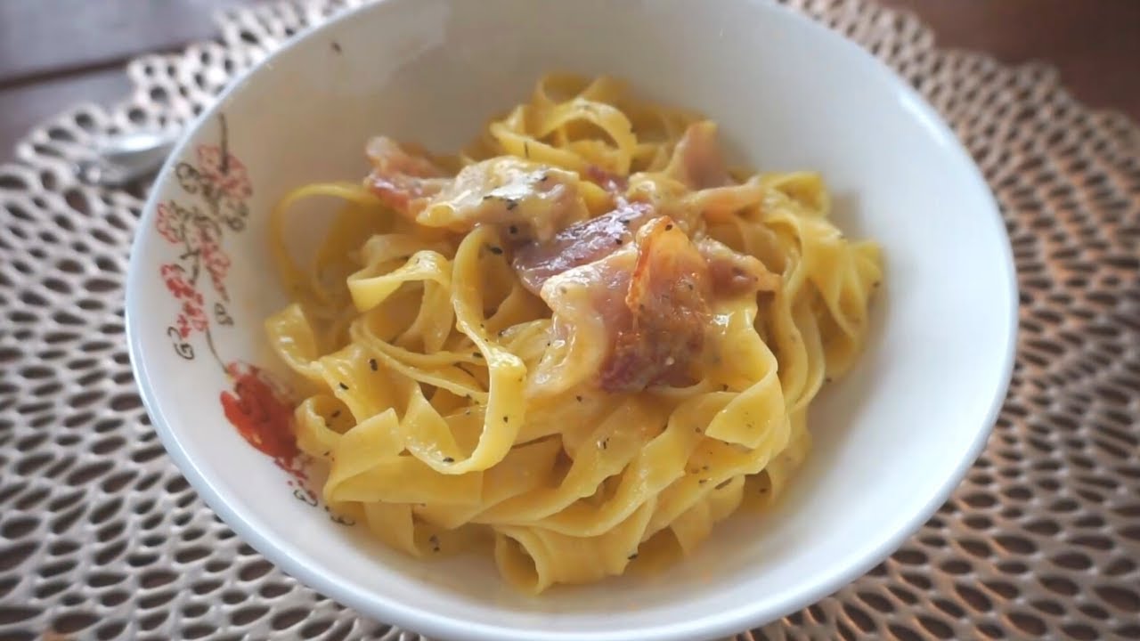 Video thumbnail for Quick & Dirty Pasta Carbonara - Simply Jocelyn