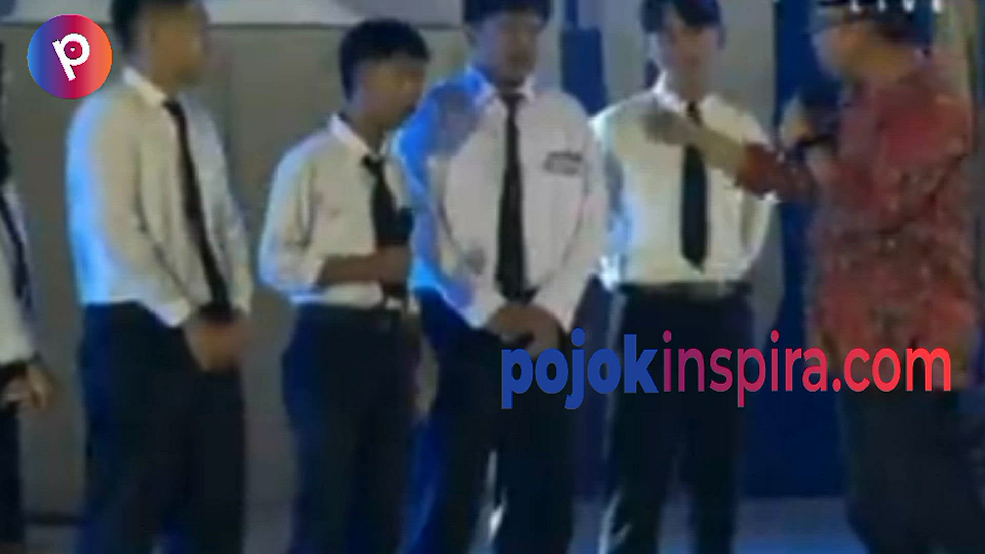 Video thumbnail for Viral Bupati Banyumas Ajukan Pertanyaan Capres 2024, Mahasiswa Baru Kompak Pilih Anies Baswedan