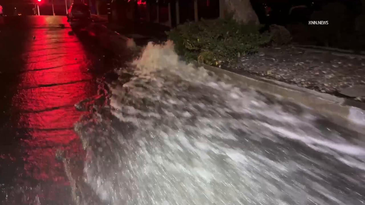 Video thumbnail for US, Los Angeles: Eagle Rock Fatal Rollover Collision Involves Fire Hydrant.