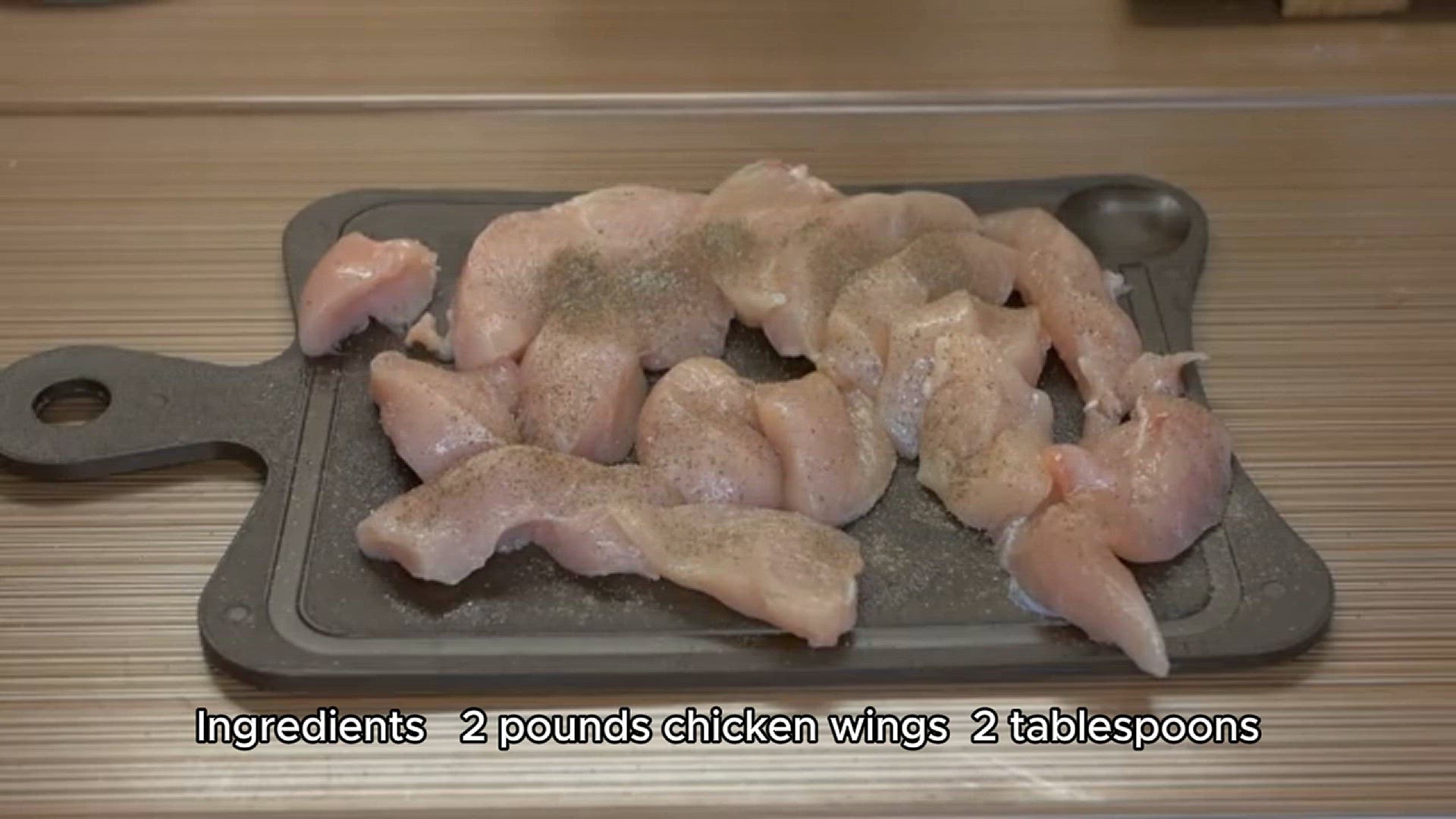 Video thumbnail for chicken wing recipe