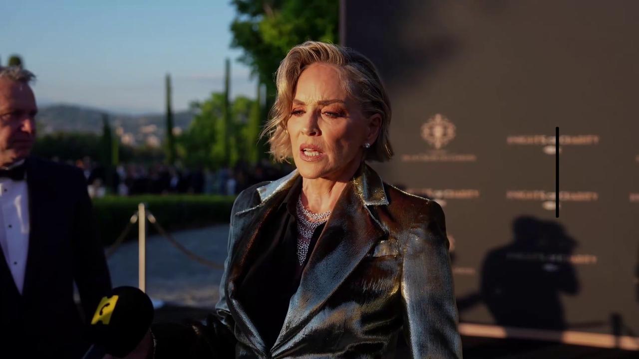 Video thumbnail for NEWS OF THE WEEK: Sharon Stone recalls becoming 'pretty sick' after giving up marijuana.