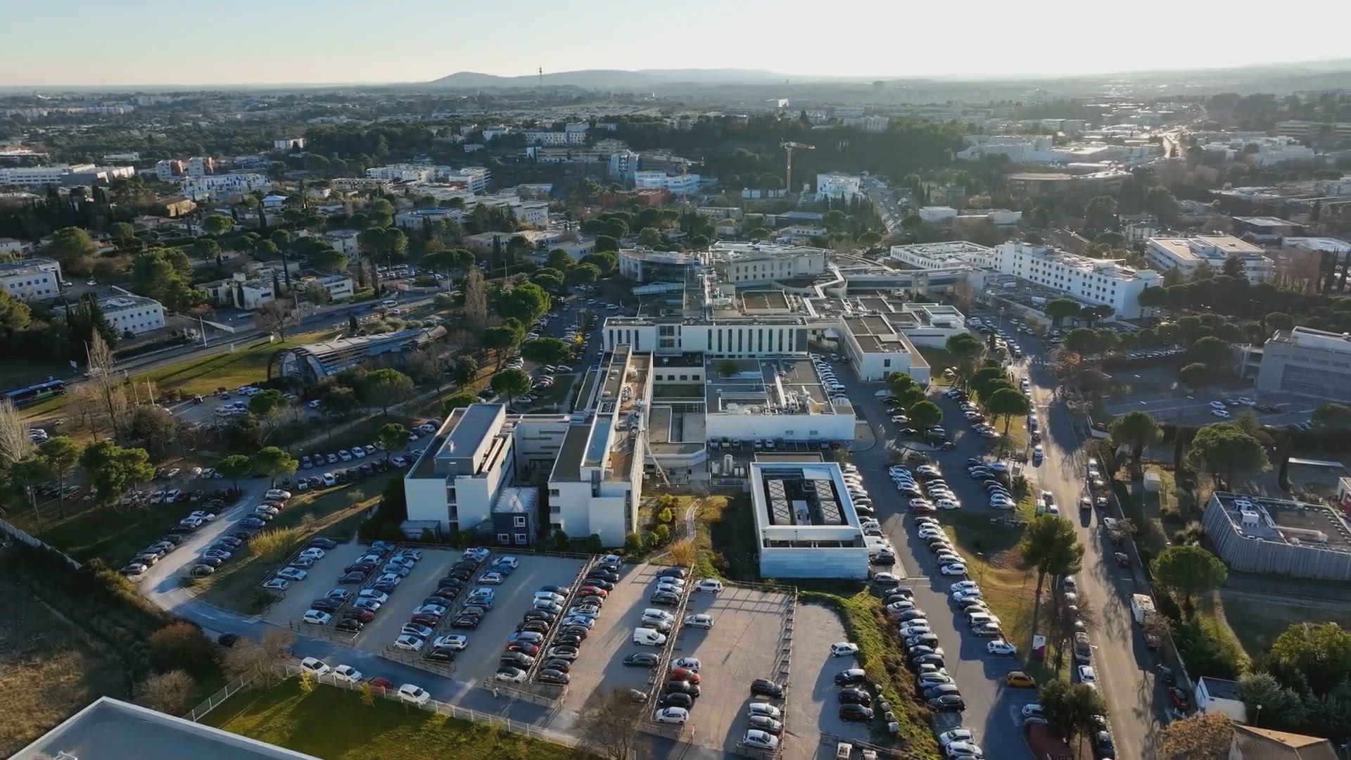 'Video thumbnail for Top 10 Kliniken in Berlin: Die besten Krankenhäuser für Ihre Gesundheit'