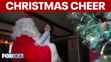 Video thumbnail for Long Island restaurant delivers Christmas cheer to kids in need