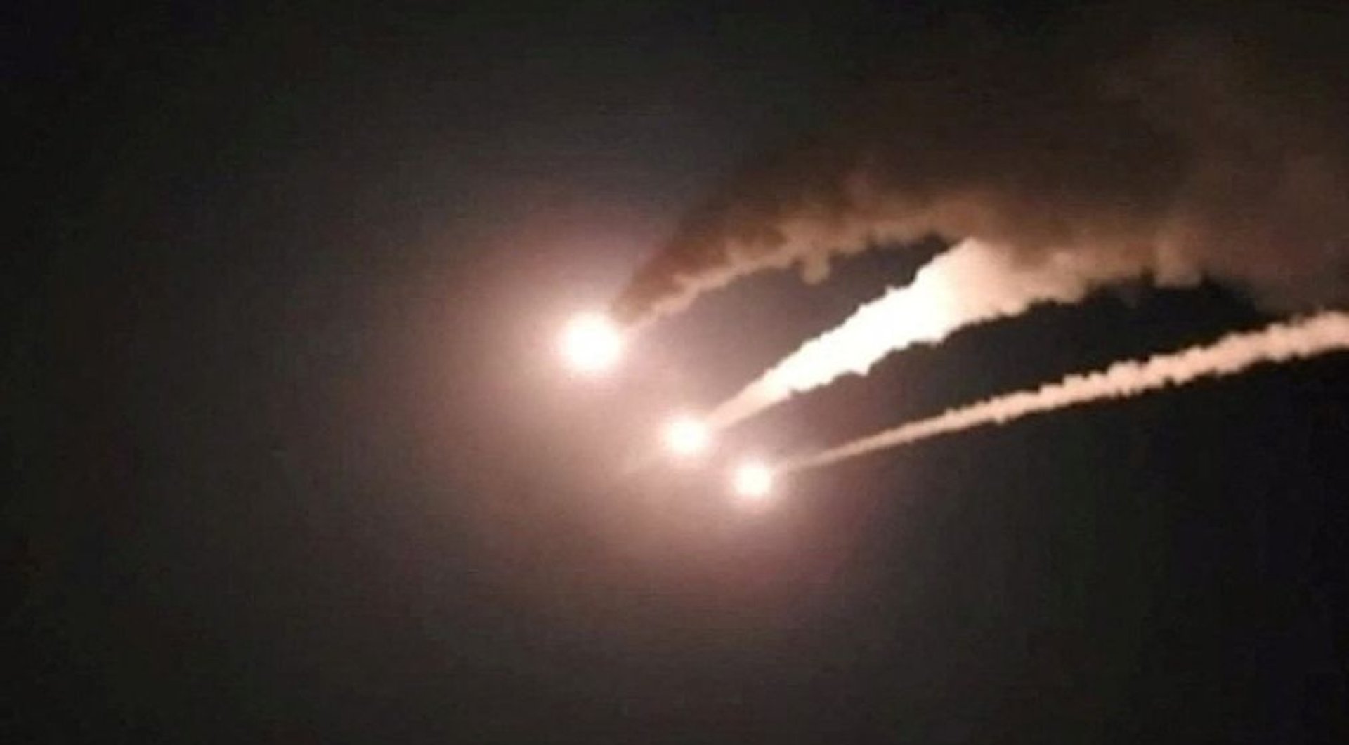 Video thumbnail for Iran strikes US bases in Jordan after US attacks IRGC targets on Larak Island