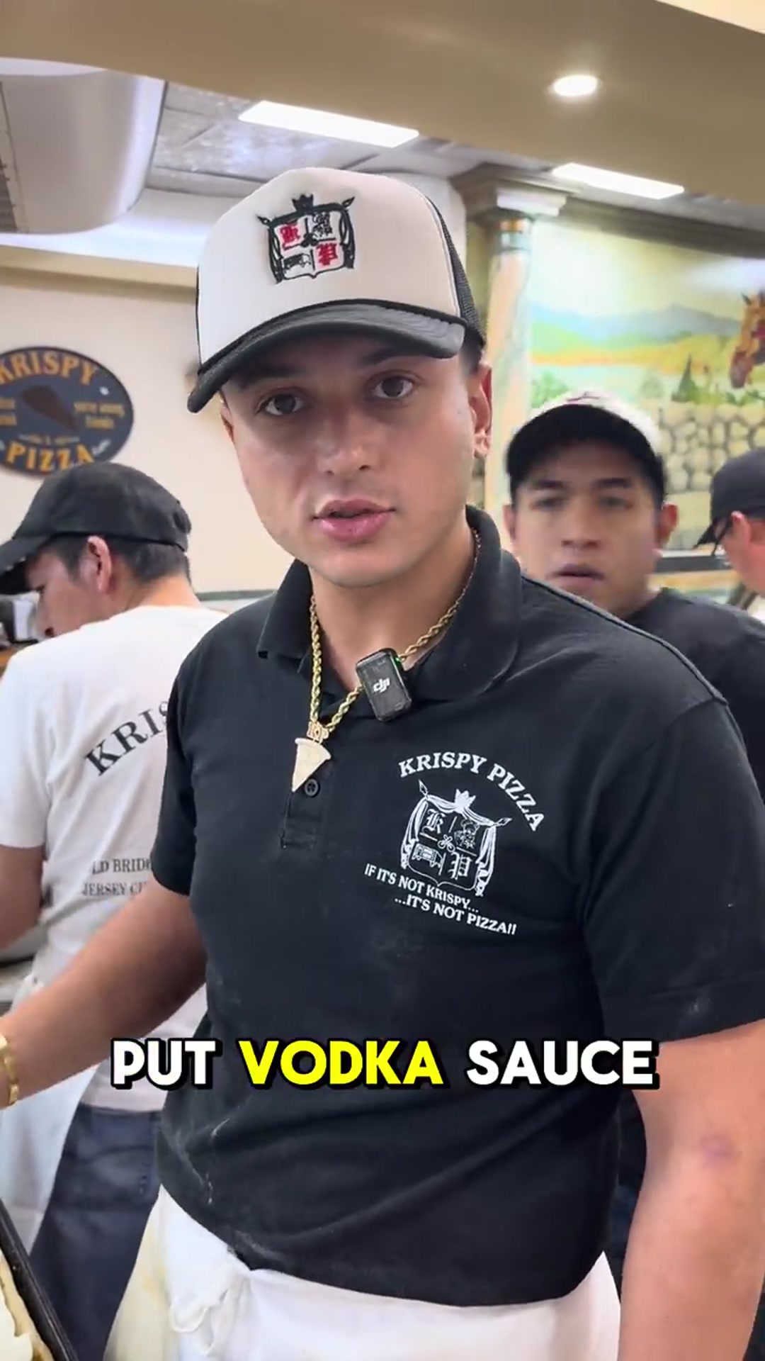 Video thumbnail for The best PIZZA in NYC _ DUO RONI PIE 🍕💯(720P_HD)